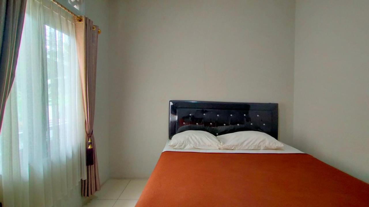 Aqsa Guest House Ciamis Syariah Esterno foto